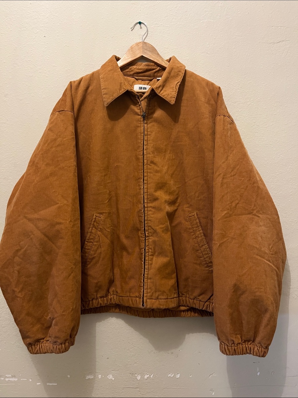 Uniqlo Men’s orange corduroy jacket